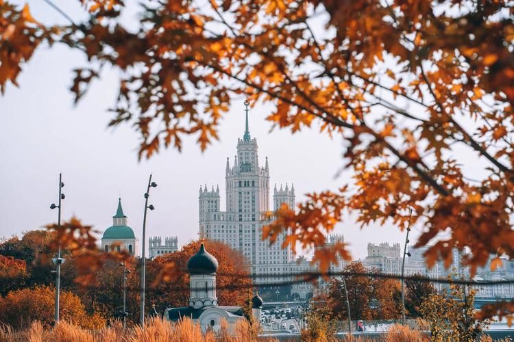 Старое и новое: диалог в архитектуре города 6 дней