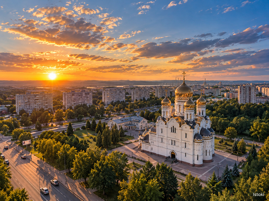 Самара в огнях праздника: от замка Гарибальди до бункера Сталина
