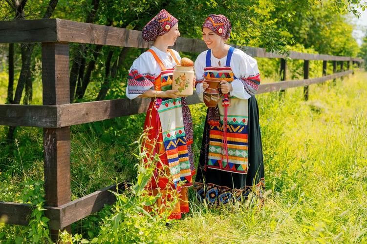 Русь мастеровая: путешествие в мир ремёсел