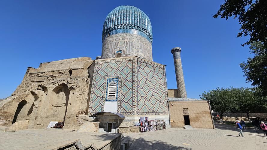 Огни Самарканда, танцы фей и старинные легенды